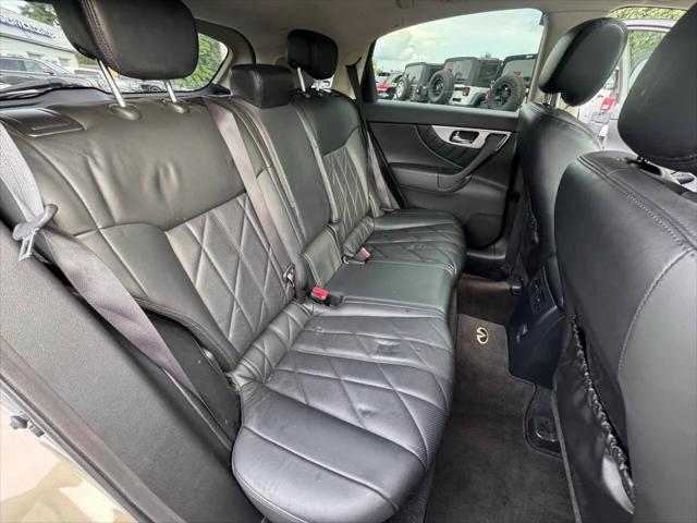 2010 INFINITI FX35 FX35
