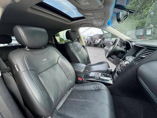 2010 INFINITI FX35 FX35