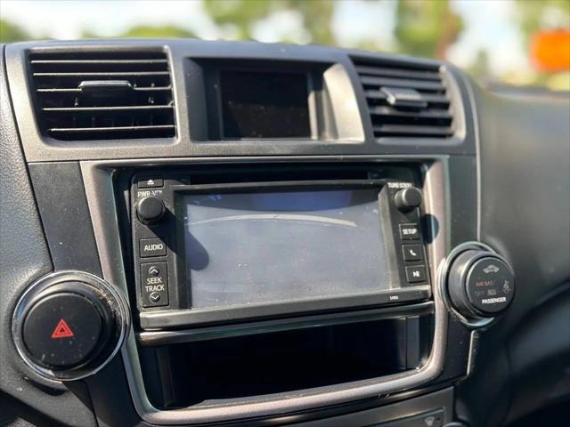 2013 Toyota Highlander SE V6