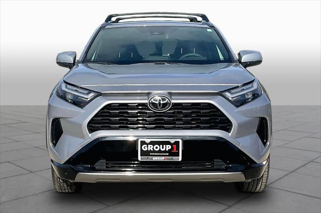 2025 Toyota RAV4 Hybrid SE