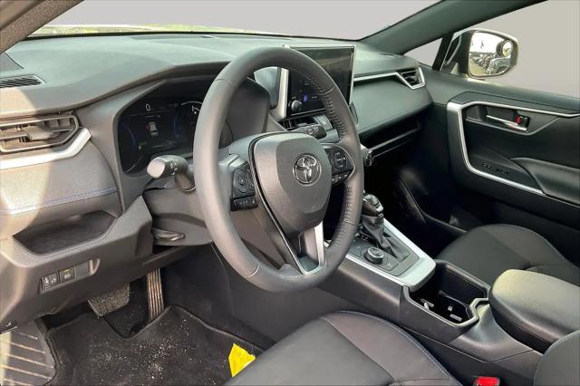 2025 Toyota RAV4 Hybrid SE