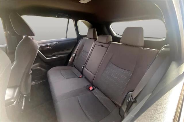 2025 Toyota RAV4 Hybrid SE