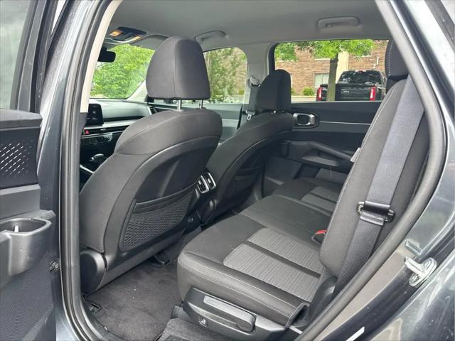 2024 Kia Sorento LX