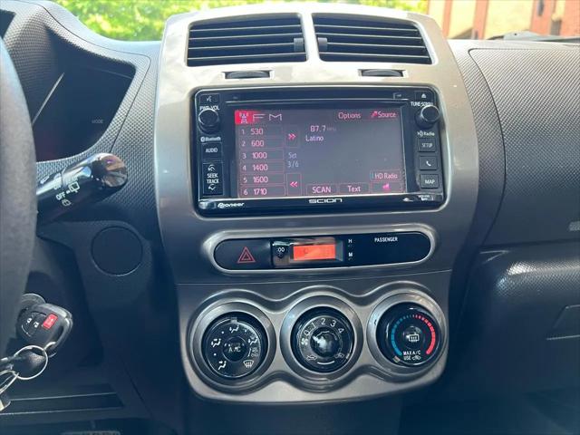 2014 Scion xD Base