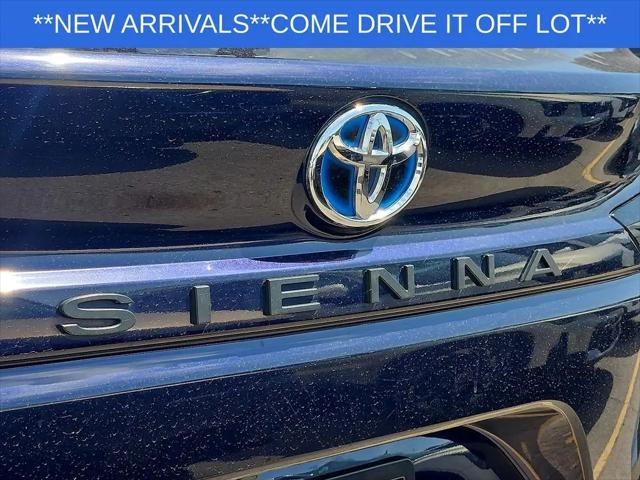 2022 Toyota Sienna XLE