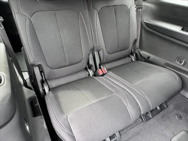 2025 Jeep Grand Cherokee L Laredo 4x2