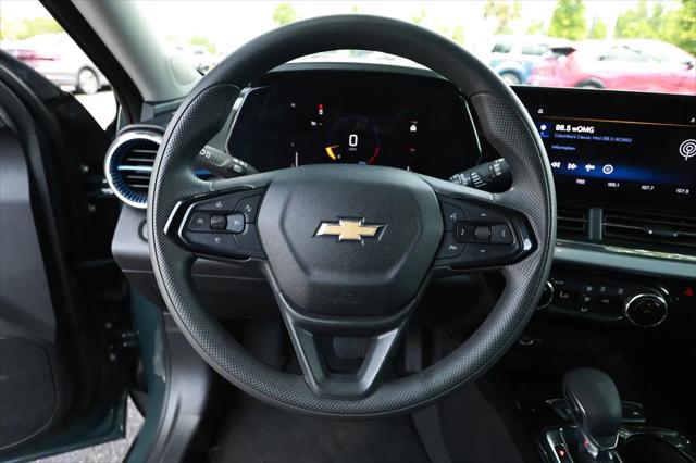 2025 Chevrolet Trax FWD LT