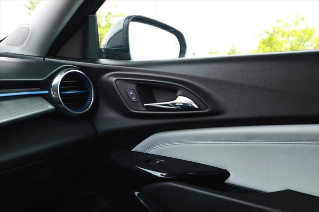 2025 Chevrolet Trax FWD LT
