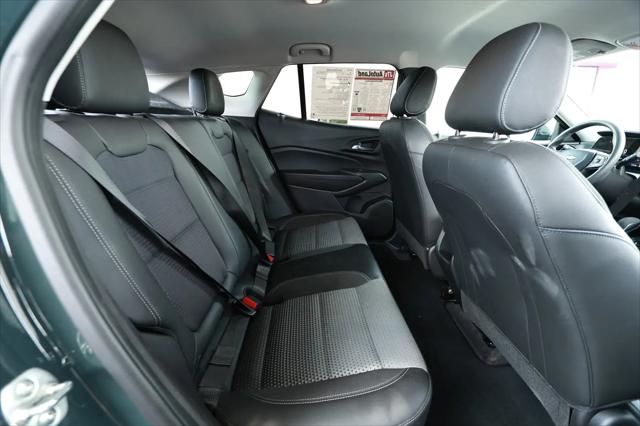2025 Chevrolet Trax FWD LT