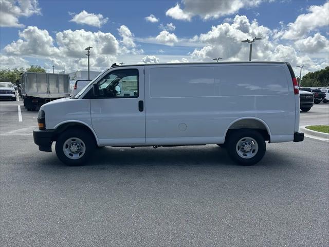 2025 Chevrolet Express Cargo Van RWD 2500 Regular Wheelbase WT