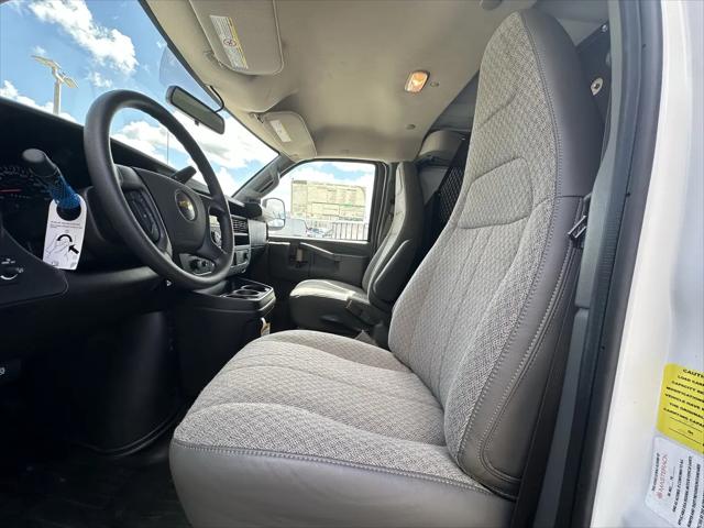 2025 Chevrolet Express Cargo Van RWD 2500 Regular Wheelbase WT