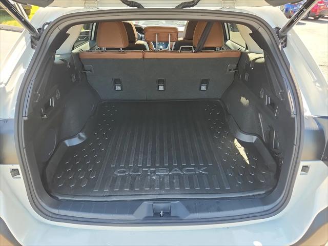 2023 Subaru Outback Touring