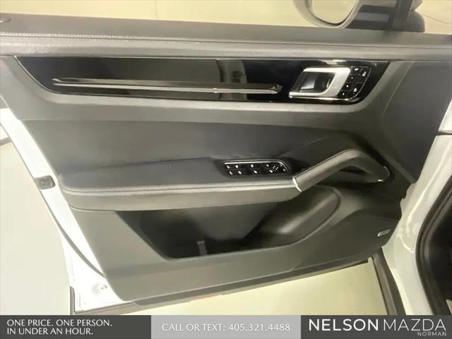 2019 Porsche Cayenne Cayenne