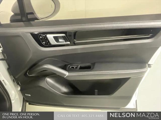 2019 Porsche Cayenne Cayenne