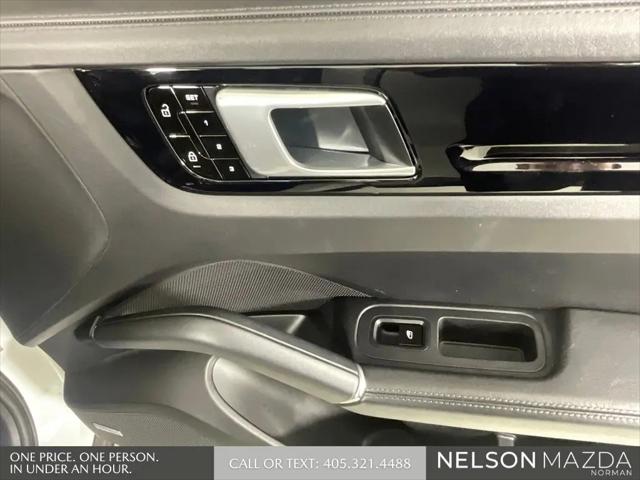 2019 Porsche Cayenne Cayenne