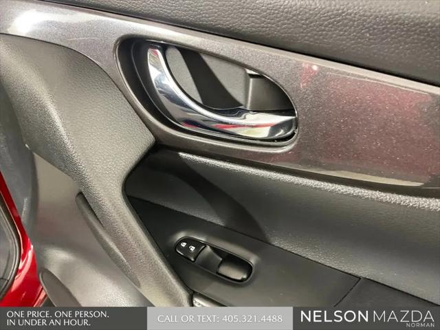 2020 Nissan Rogue SV FWD