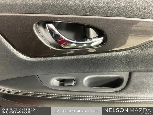 2020 Nissan Rogue SV FWD