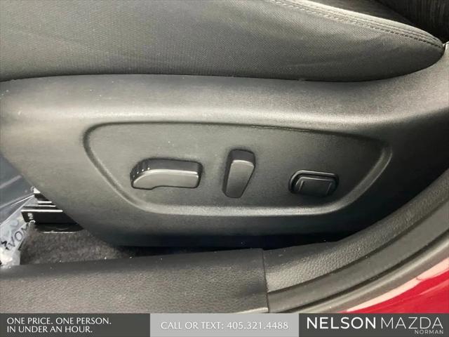 2020 Nissan Rogue SV FWD