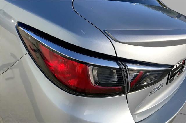 2019 Toyota Yaris LE
