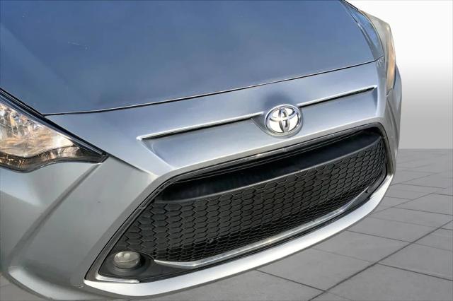 2019 Toyota Yaris LE