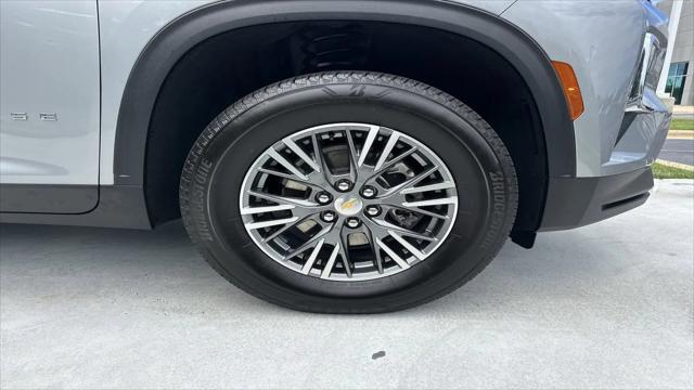 2025 Chevrolet Traverse AWD LT