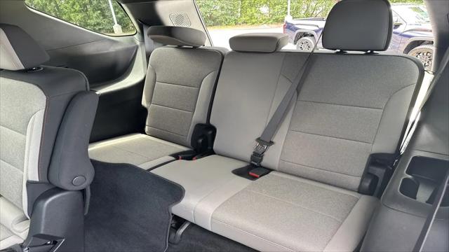 2025 Chevrolet Traverse AWD LT