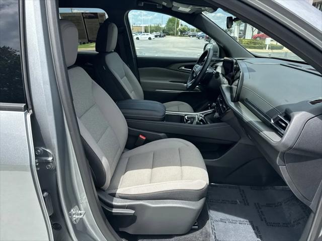 2025 Chevrolet Traverse AWD LT