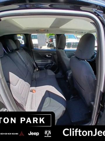 2022 Jeep Renegade Latitude 4x4