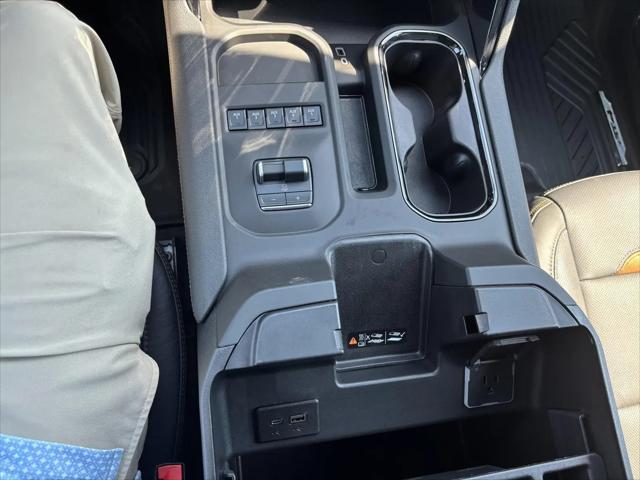 2026 GMC Sierra 2500HD Crew Cab, Standard Bed, AT4, 4WD