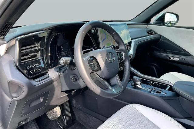 2025 Lexus TX 350 Premium