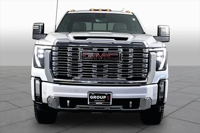 2024 GMC Sierra 3500HD 4WD Crew Cab Standard Bed Denali
