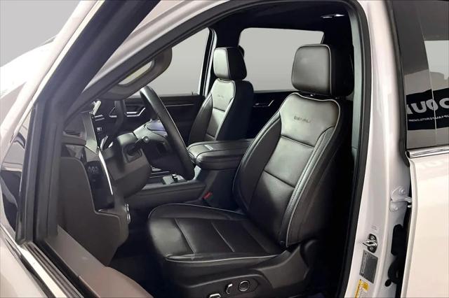 2024 GMC Sierra 3500HD 4WD Crew Cab Standard Bed Denali