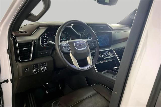 2024 GMC Sierra 3500HD 4WD Crew Cab Standard Bed Denali