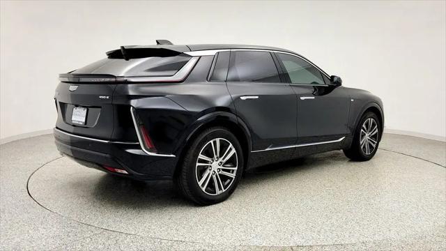 2024 Cadillac iQ Luxury w/1SC