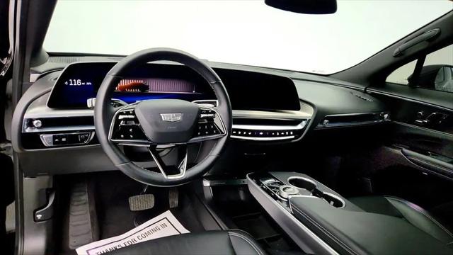 2024 Cadillac iQ Luxury w/1SC