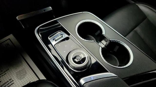 2024 Cadillac iQ Luxury w/1SC