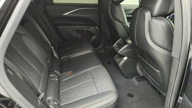 2024 Cadillac iQ Luxury w/1SC