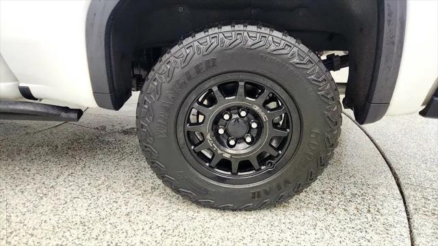 2024 GMC Sierra 1500 4WD Crew Cab Short Box AT4X