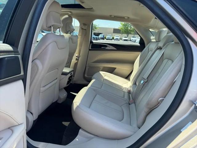 2017 Lincoln MKZ Select