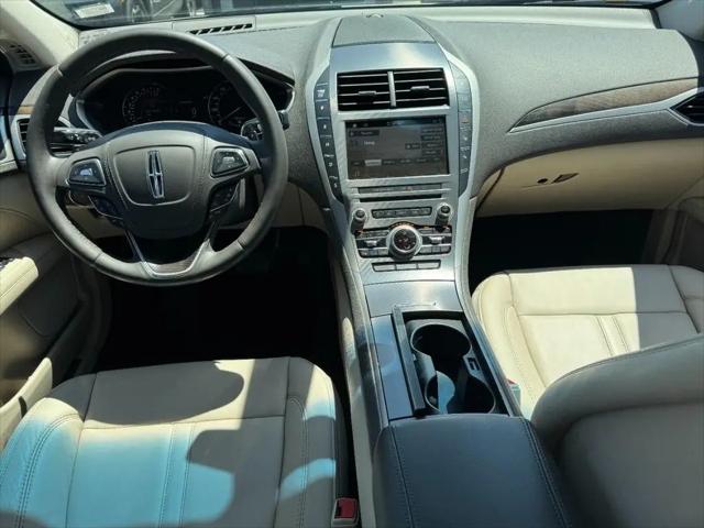 2017 Lincoln MKZ Select