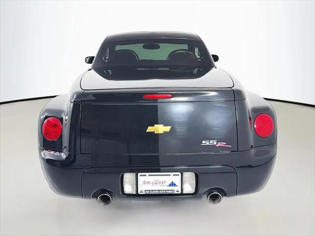 2004 Chevrolet SSR LS