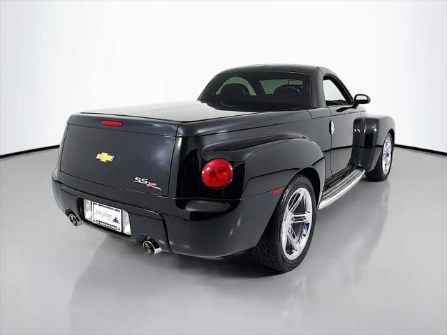 2004 Chevrolet SSR LS