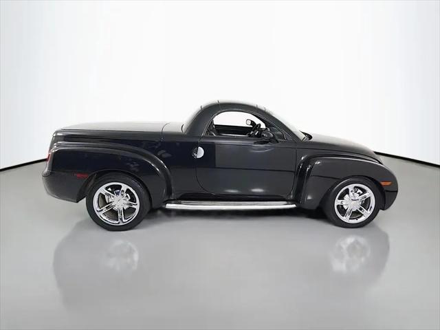 2004 Chevrolet SSR LS