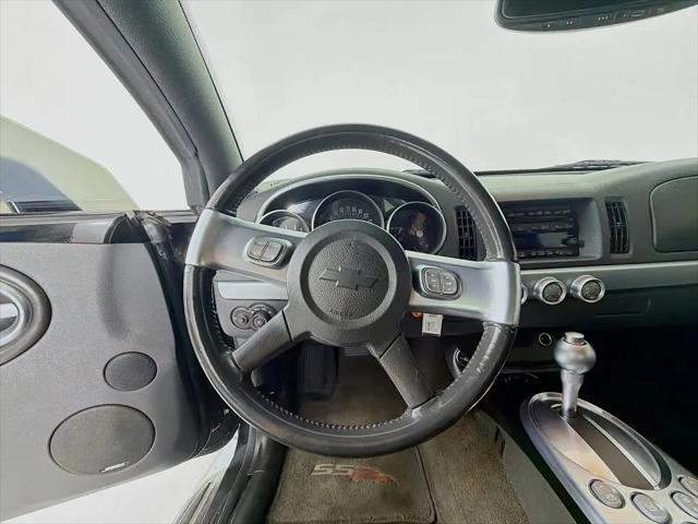 2004 Chevrolet SSR LS