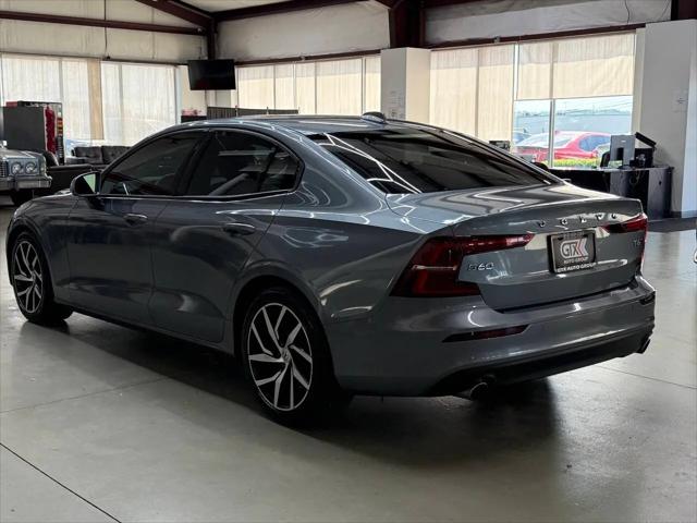 2020 Volvo S60 T6 Momentum