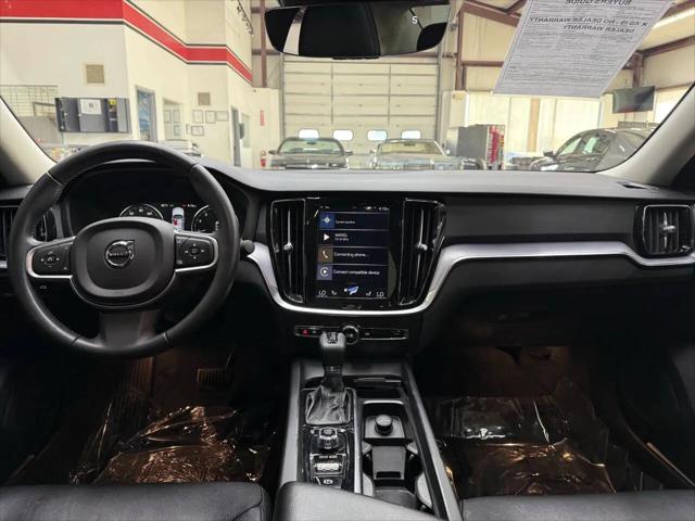 2020 Volvo S60 T6 Momentum