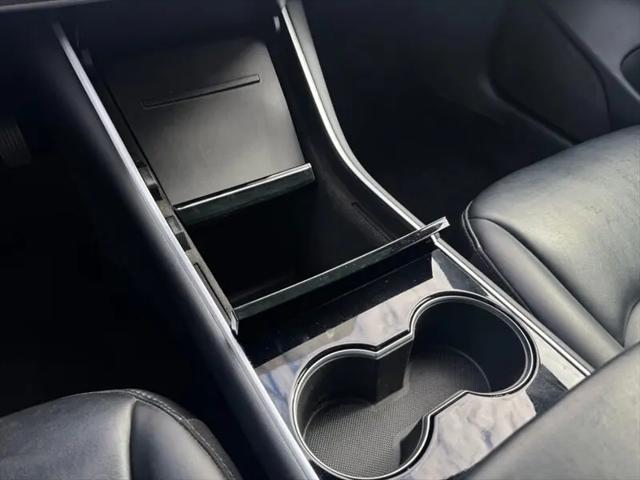 2019 Tesla Model 3 Standard Range