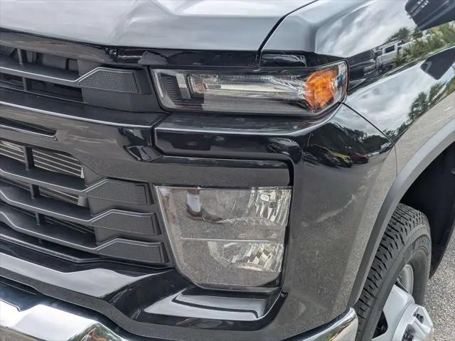 2026 Chevrolet Silverado 3500HD Crew Cab, Long Bed, WT Dual Rear Wheel, RWD