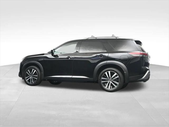 2024 Nissan Pathfinder Platinum FWD