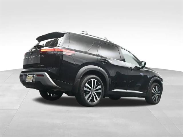2024 Nissan Pathfinder Platinum FWD